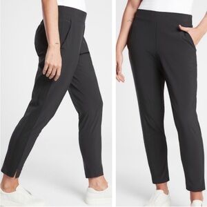 Athleta Brooklyn Ankle Pant Size 4 Black Pockets Used
